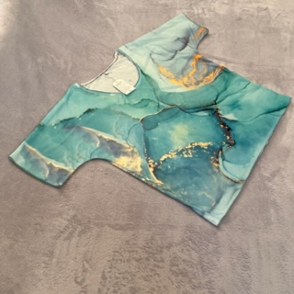 Exclusive Women's Top Shirt Large